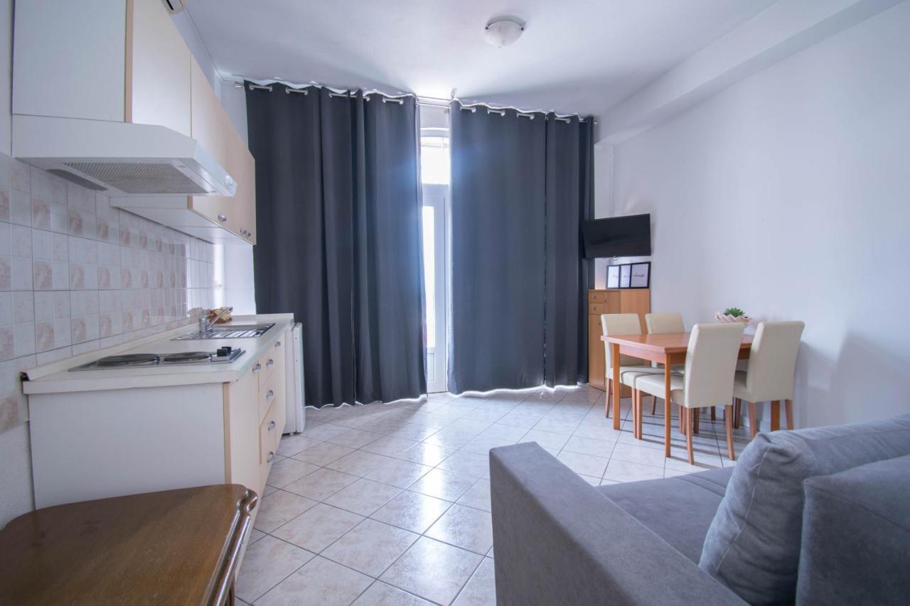 Apartments Manuela - Baška Voda المظهر الخارجي الصورة